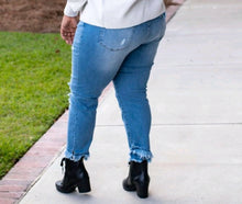 True Blue Curves Ripped Jeans